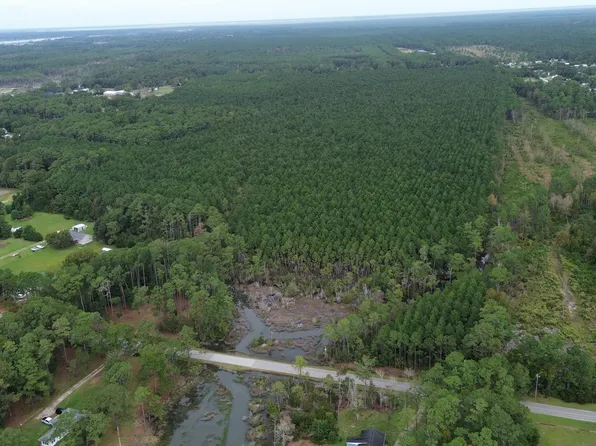 580 Straits Road, Gloucester, NC 28528