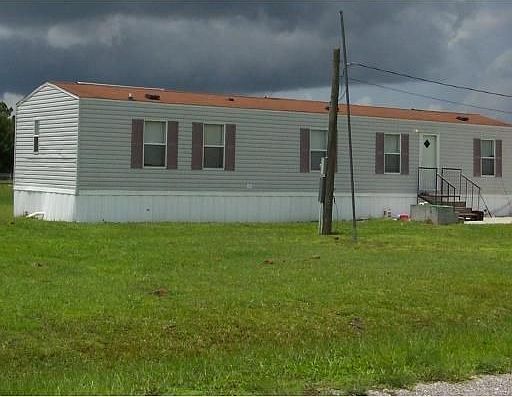 2nd image of 2201 NE Goolsby St