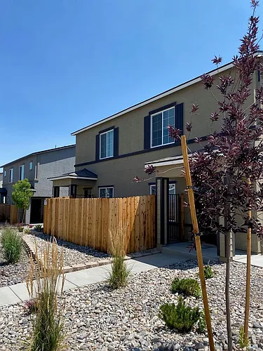 525 Autumn Breeze Cir Photo 1