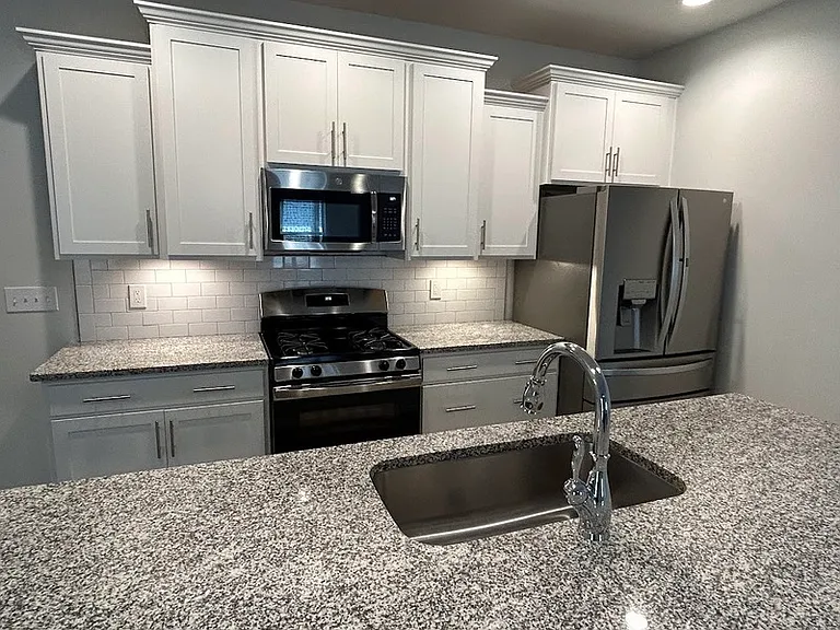 115 Pomelo St — Photo 10