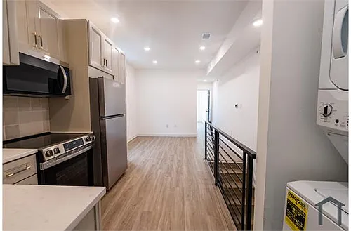 3140 W Diamond St Photo 1