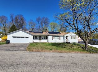 39 Pleasant Ter, Leominster, MA 01453