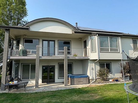 Back of house large deck
