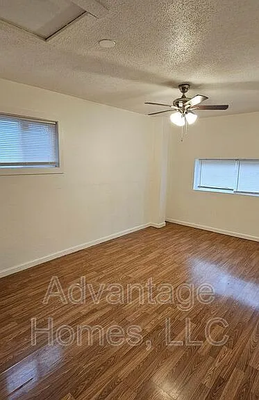 11410 Palmer Ave — Photo 22