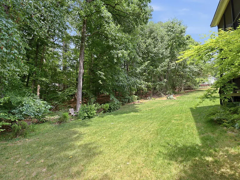 106 Dilworth Ct — Photo 63