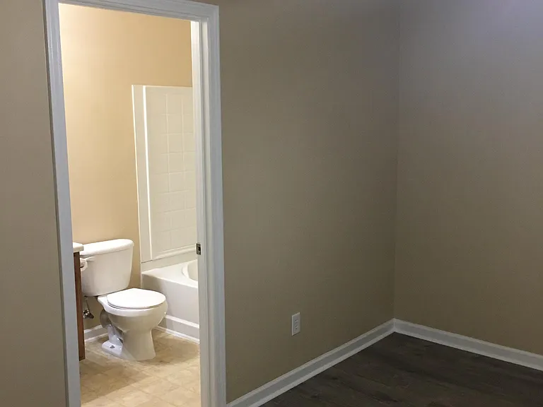 2861 Creek Bottom Ct — Photo 9