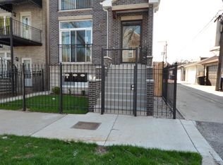 3212 S Parnell Ave, Chicago, IL 60616