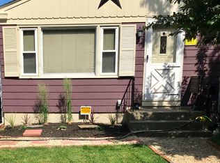 125 Beachmont Ave, Cranston, RI 02905