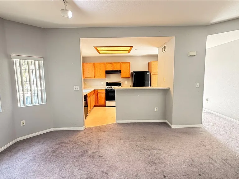 830 Carnegie St #1021 — Photo 11