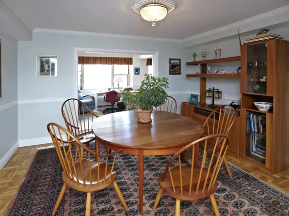 415 East 52nd Street image 1 of 4