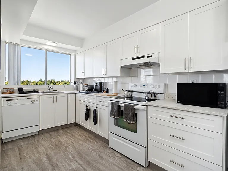 5976 Tisdall St #705 — Photo 9