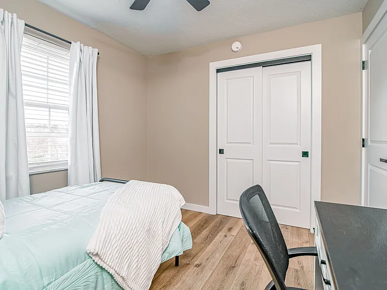 7707 Windsong Rd — Photo 21