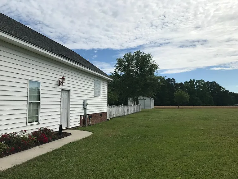 141 Travis Hill Rd — Photo 3