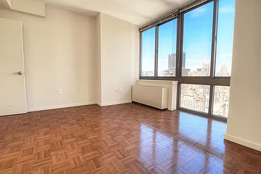 Rented by Chelsea Tower