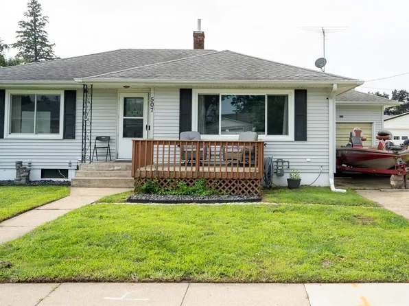 507 W Quarry St, Maquoketa, IA 52060