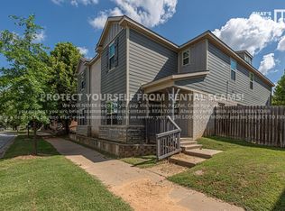 1284 N Corsica Dr, Fayetteville, AR 72704