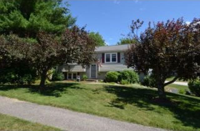 1st image of 34 McKenna Dr