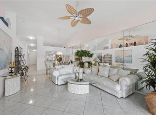 8681 Mustang DR, NAPLES, FL 34113