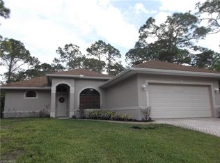 6074 S Moss Cir, Labelle, FL 33935