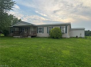 8889 Old Salt Rd, Williamsfield, OH 44093