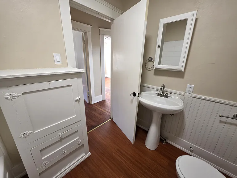 521 N Pomona Ave #3 — Photo 10