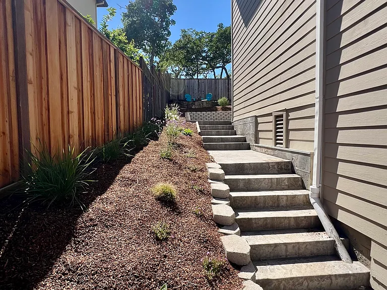 3729 Cannes Pl — Photo 28