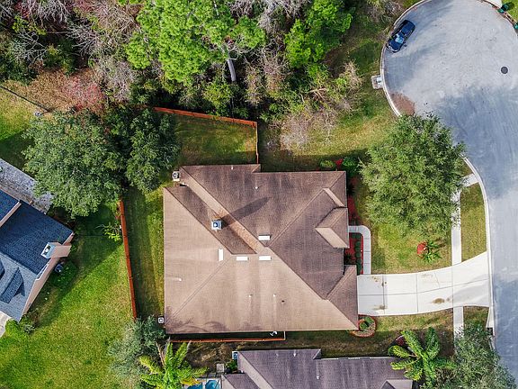 4th image of 11520 Summer Haven Blvd N