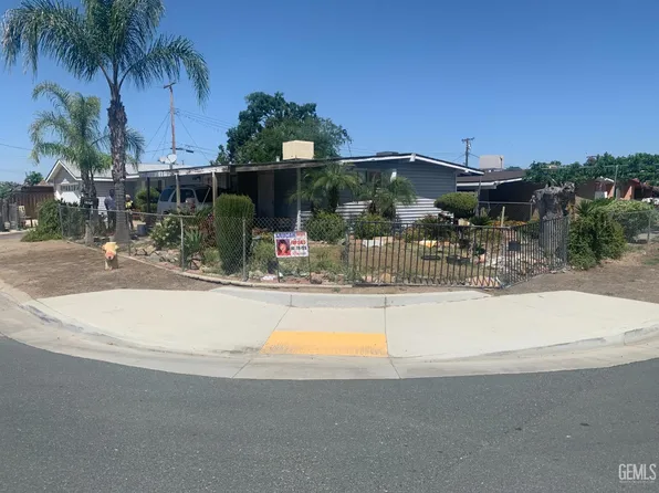 1473 22nd Ave, Delano, CA 93215