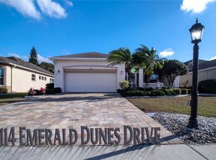 1114 Emerald Dunes Dr, Sun City Center, FL 33573
