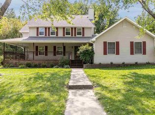 2301 Princeton Rd, Iowa City, IA 52245