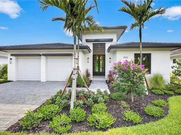 2032 Cambridge Park DR, NAPLES, FL 34109