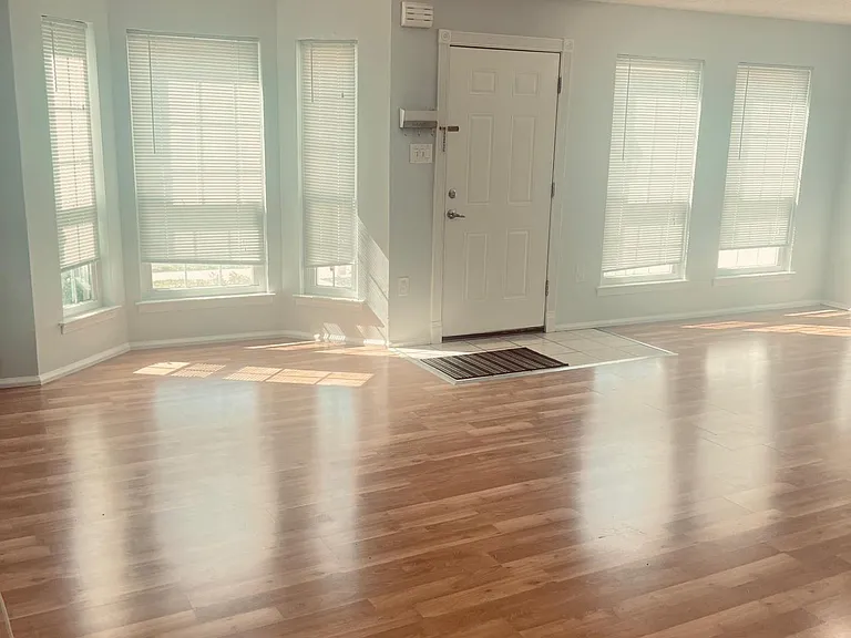15 Goodwin Dr — Photo 5