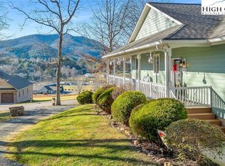176 E Creekside Trail, Jefferson, NC 28640