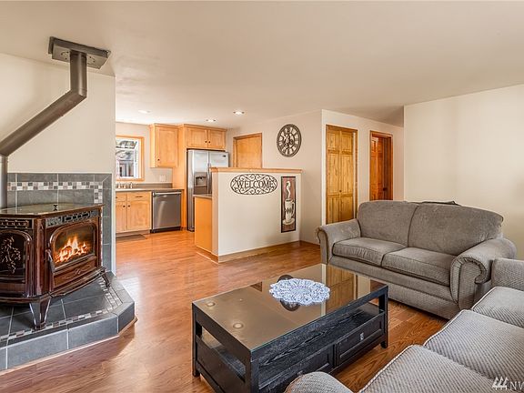 4th image of 17214 432nd Ave SE