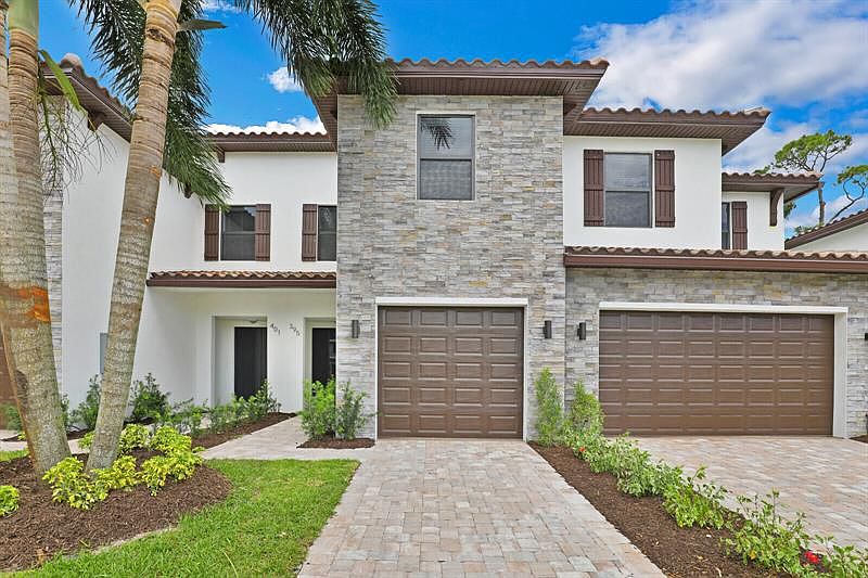 1st image of 395 Bella Sol Way