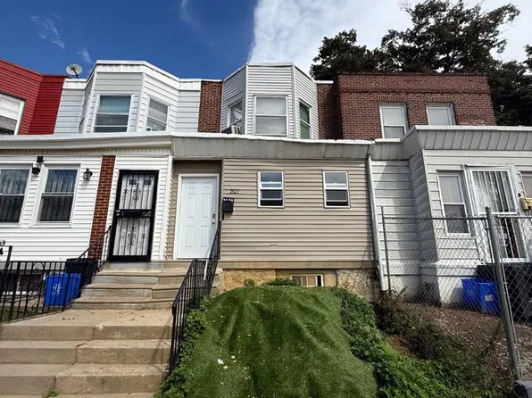 2627 S Dewey St, Philadelphia, PA 19142