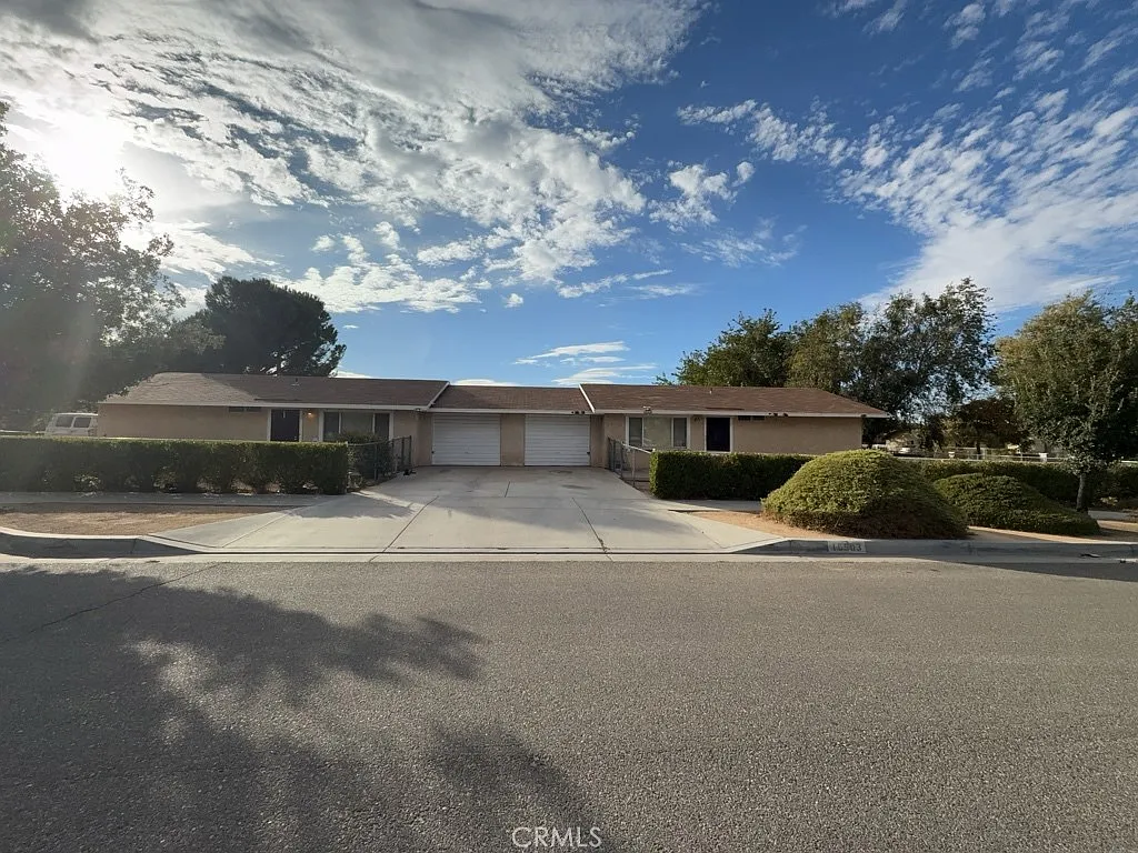 2 bed, 863 sqft, $1,500 — Photo 1