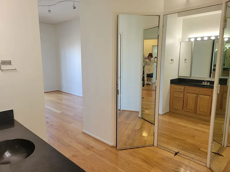 1600 Oak St #1828 — Photo 5