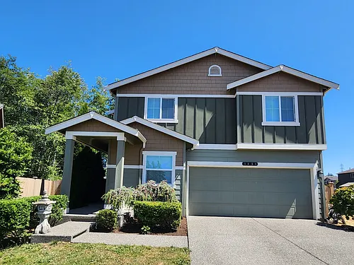 8431 10th Pl SE Photo 1