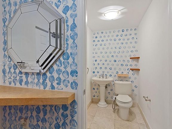 3rd image of 300 Euclid Ave APT 209