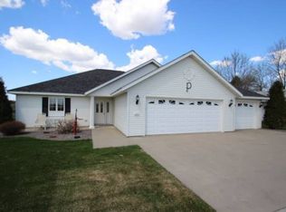 717 5th Ave NE, Melrose, MN 56352