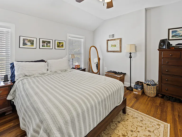 371 Spring Mill Ave — Photo 9