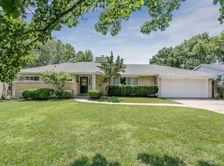 5623 Coe Dr, Wichita, KS 67208