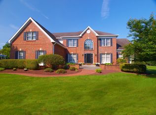 32 Fountayne Ln, Skillman, NJ 08558