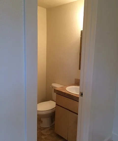 2801 N Ainsworth St #9 — Photo 16