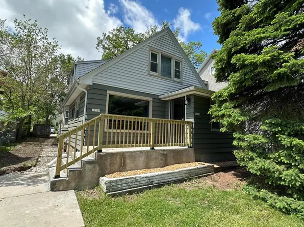4951 N 36th STREET, Hartland, WI 53029