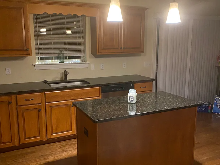 355 Adrain St — Photo 13
