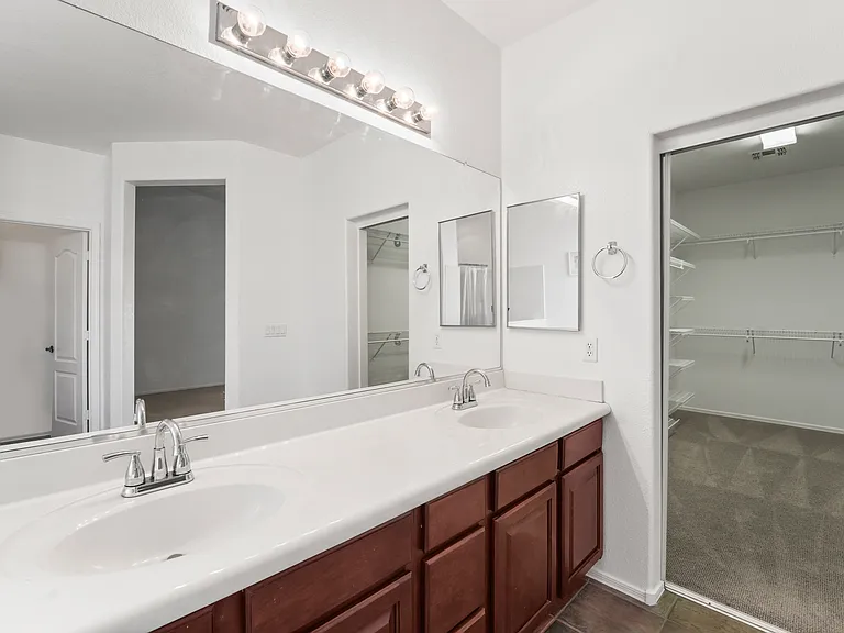 2123 W Maldonado Rd — Photo 23