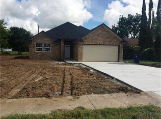1620 N Avenue O, Freeport, TX 77541