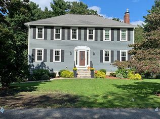7 Towpath Dr, Wilmington, MA 01887